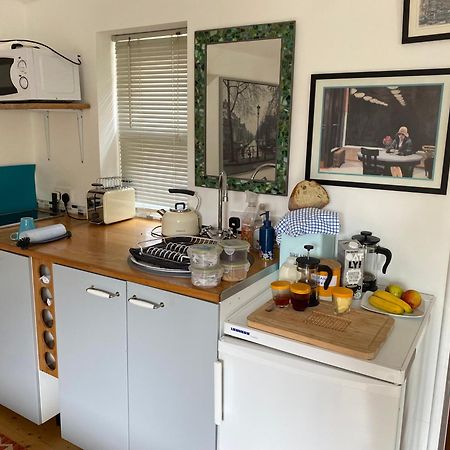 מונמות' Primrose Villa Self Catering Bnb מראה חיצוני תמונה